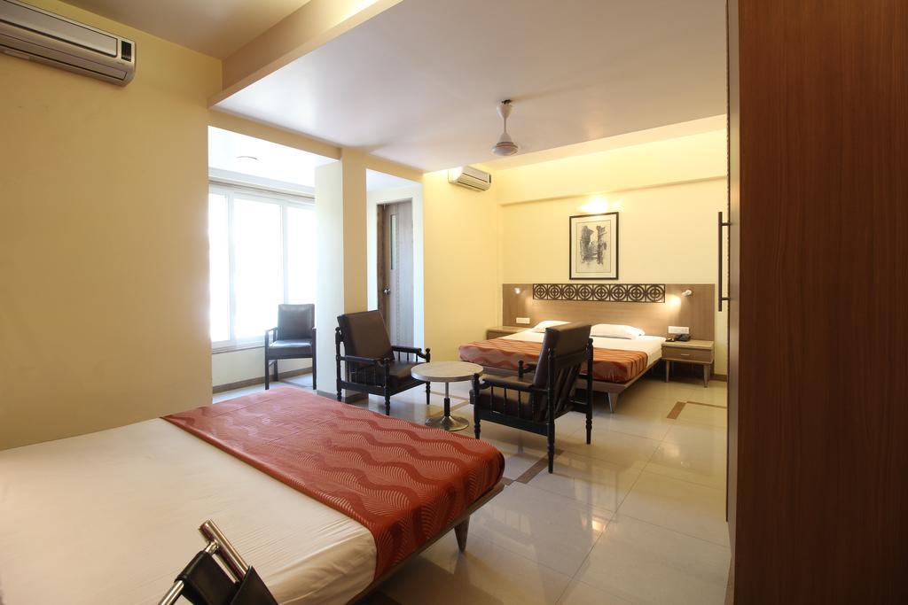 Hotel Samrat Bombaim Quarto foto