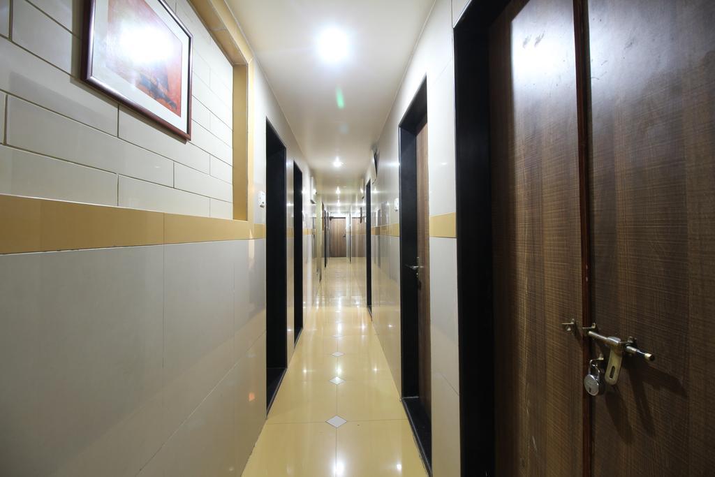 Hotel Samrat Bombaim Quarto foto